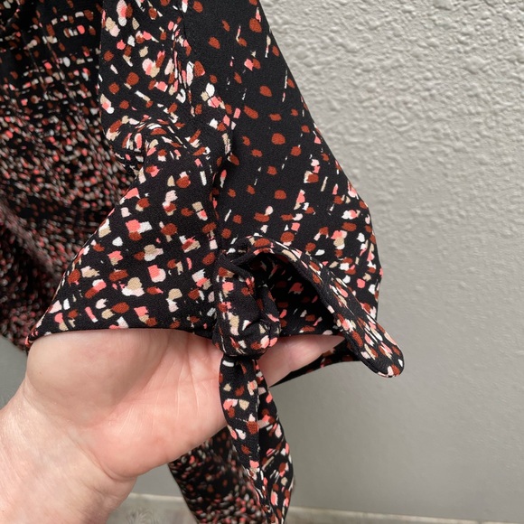 Apt 9 Women’s Top - Size L - Multicolored (Black/Coral/Brown/Tan/Cream) - EUC - Picture 7 of 8